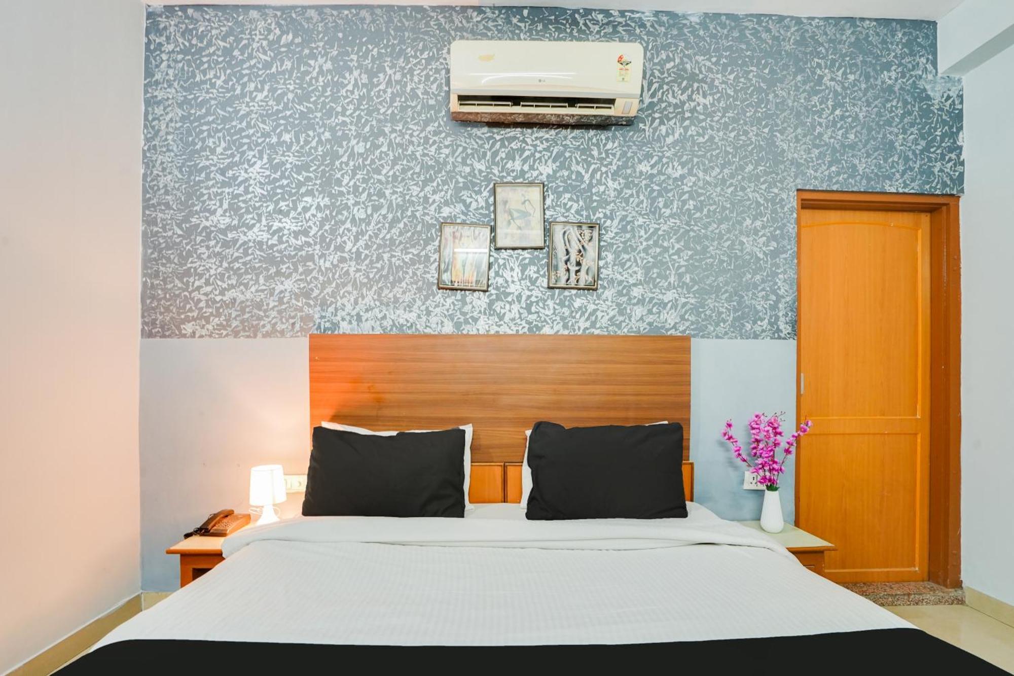 Super Hotel O Jln Marg Malviya Nagar Formerly Hotel Braj Haveli Джайпур Екстер'єр фото